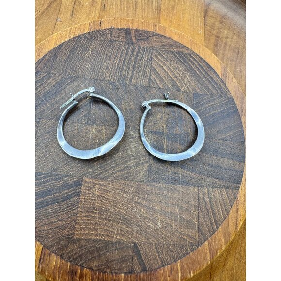Sterling Silver Hoop Earrings With Hinged Closure - Picture 1 of 6